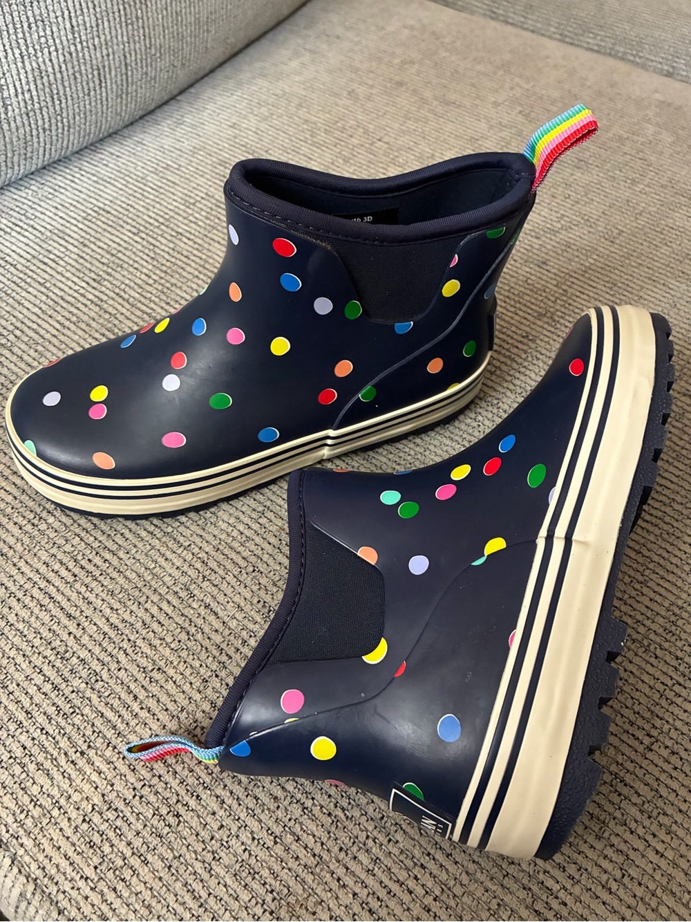 Magellan Rubber Boots Polka Dots Blue Girls Kids Sz 3D Very NEW CONDITION